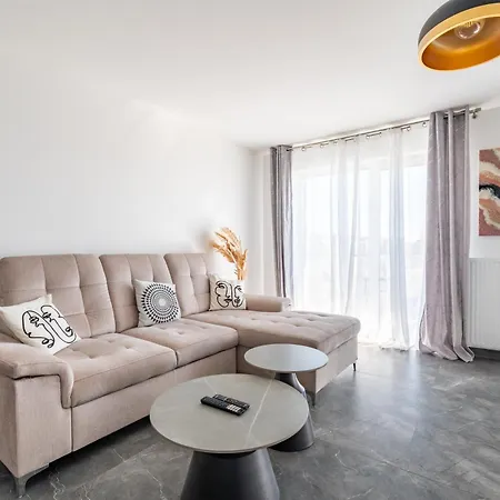Horyzont Apartamenty- Solano, Przestronny W Dzielnicy Zachodniej Apartman *