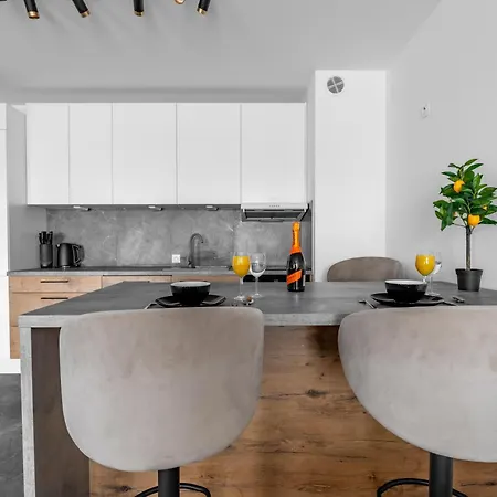 Apartman Horyzont Apartamenty- Solano, Przestronny W Dzielnicy Zachodniej Kołobrzeg